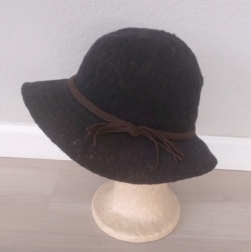 Scala Pronto textured Black Women's Hat floppy boho cloche bucket braided band